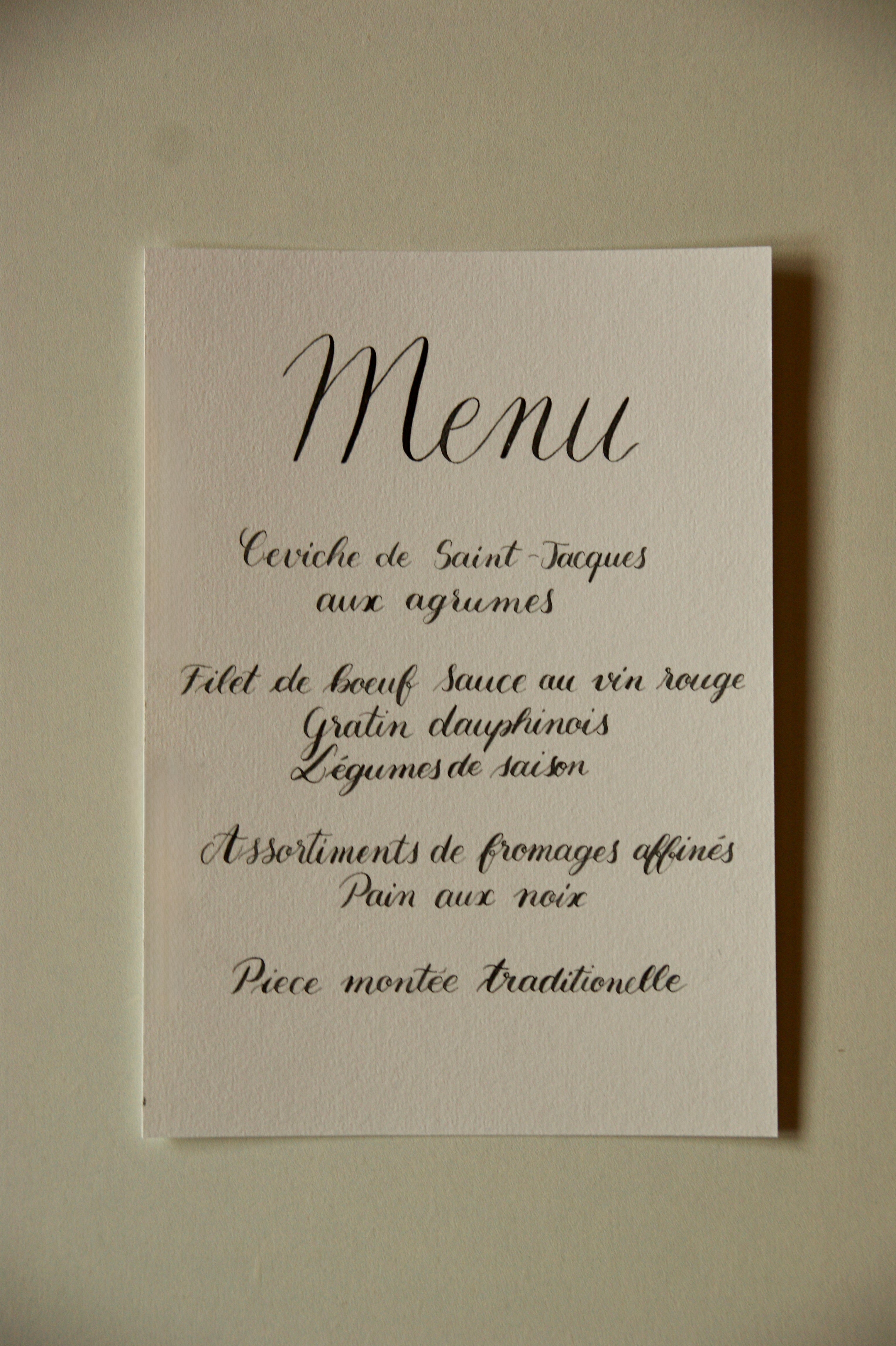 Menus — Papier calligraphié à la main