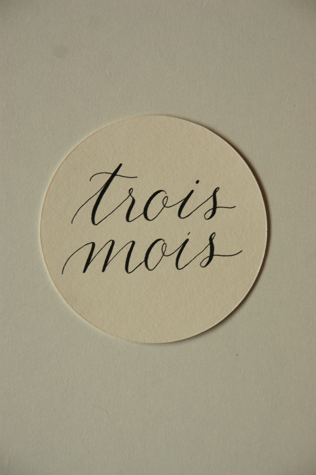 Cartes étapes rondes — Papier calligraphié à la main